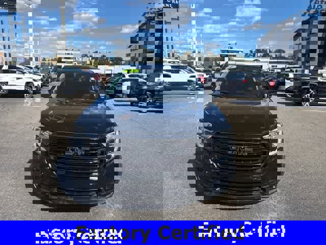 Certified 2024 GMC Terrain SLE w/ Driver Convenience Package image 2