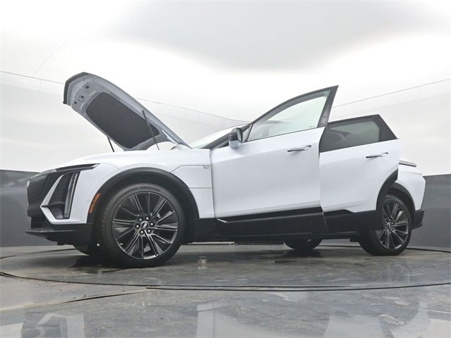 New 2026 Cadillac Lyriq Signature Sport image 59