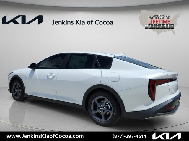 New 2026 Kia K4 FWD image 8