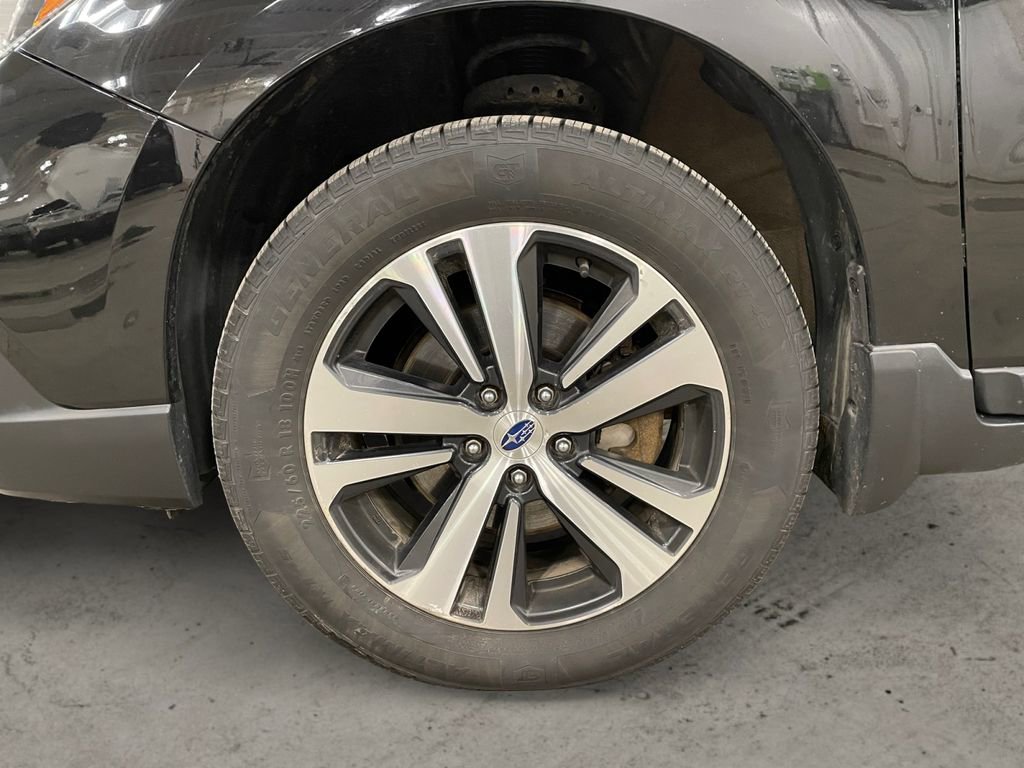 Used 2019 Subaru Outback 2.5i Limited w/ Popular Package #2 AWD/4WD image 14
