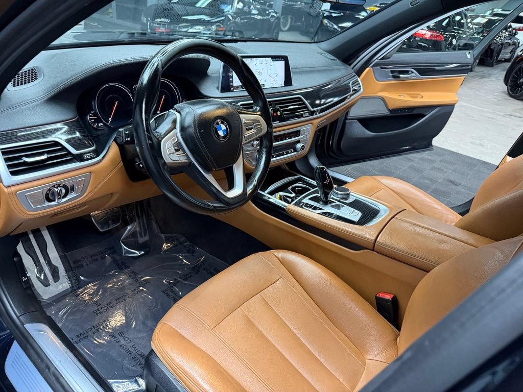 Used 2019 BMW 740i w/ M Sport Package RWD image 35