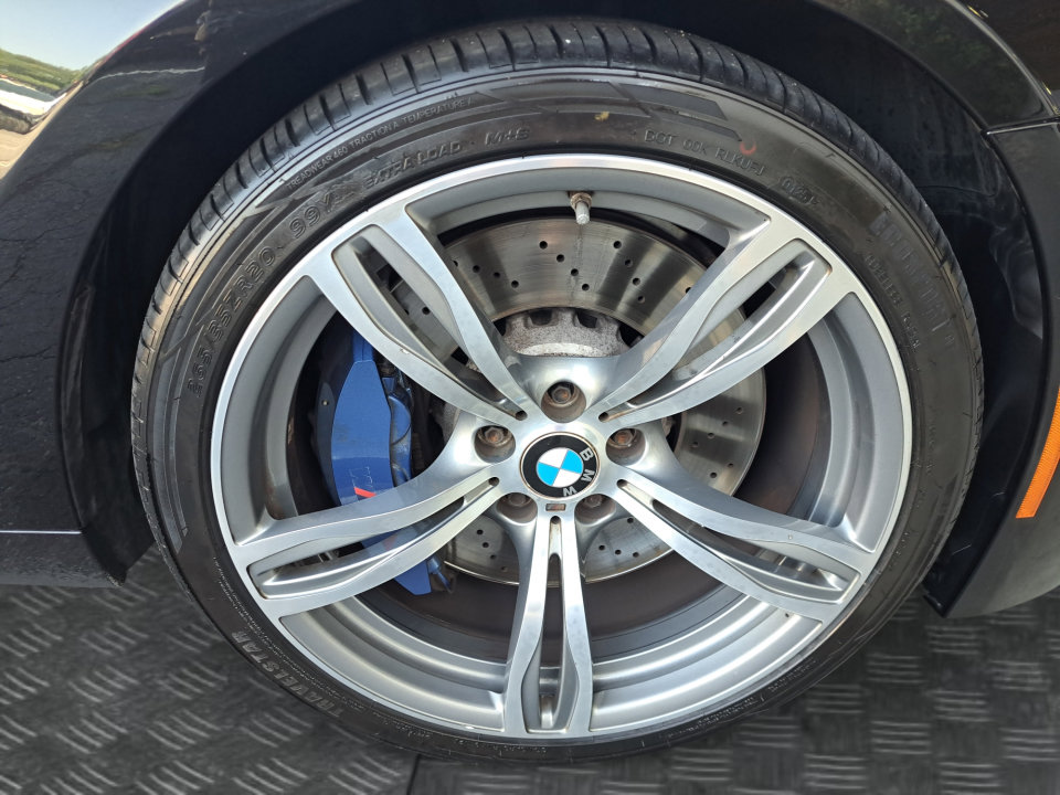 Used 2014 BMW M6 Convertible RWD image 17
