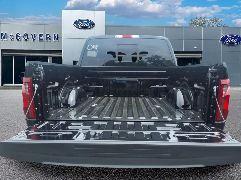 New 2026 Ford F150 XLT w/ Equipment Group 302A MID AWD/4WD image 10