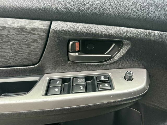 Used 2017 Subaru Crosstrek 2.0i image 11