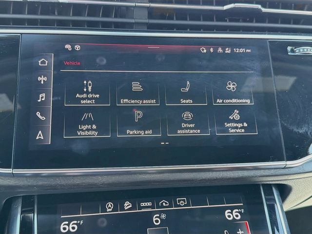 Used 2023 Audi Q7 3.0T Premium AWD/4WD image 30