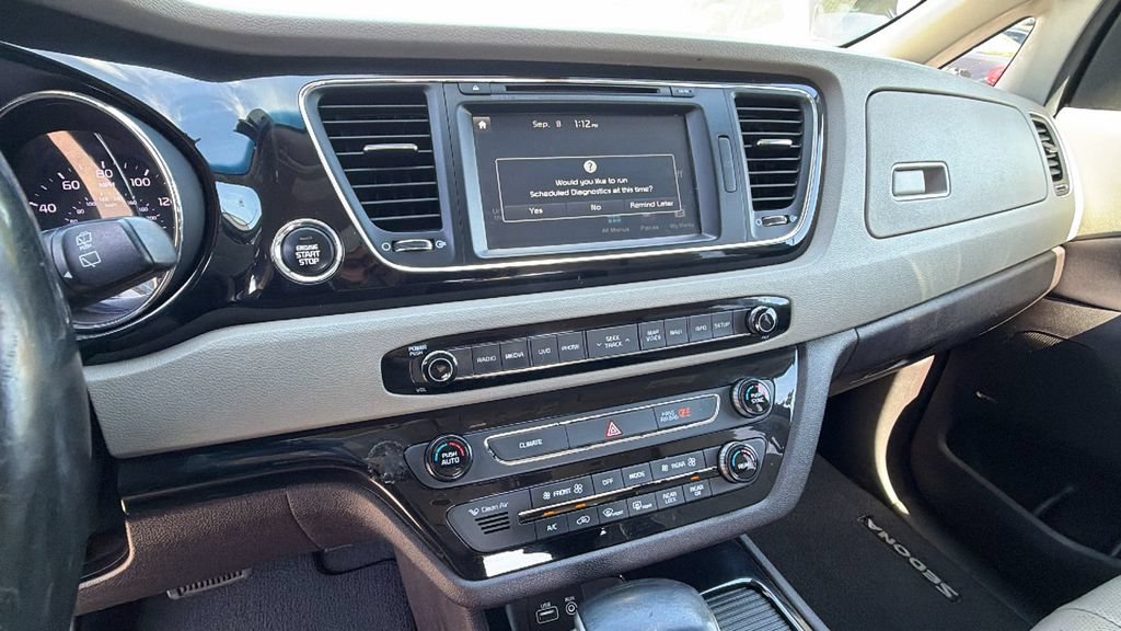 Used 2018 Kia Sedona SX Limited FWD image 23
