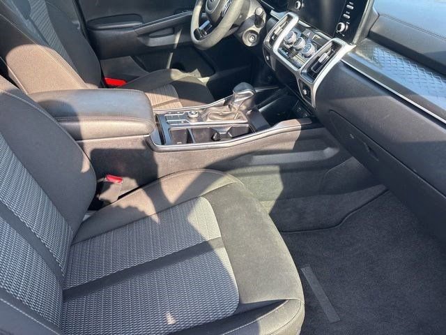 Used 2021 Kia Sorento LX image 38