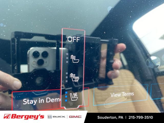 New 2025 GMC Sierra EV Denali image 39