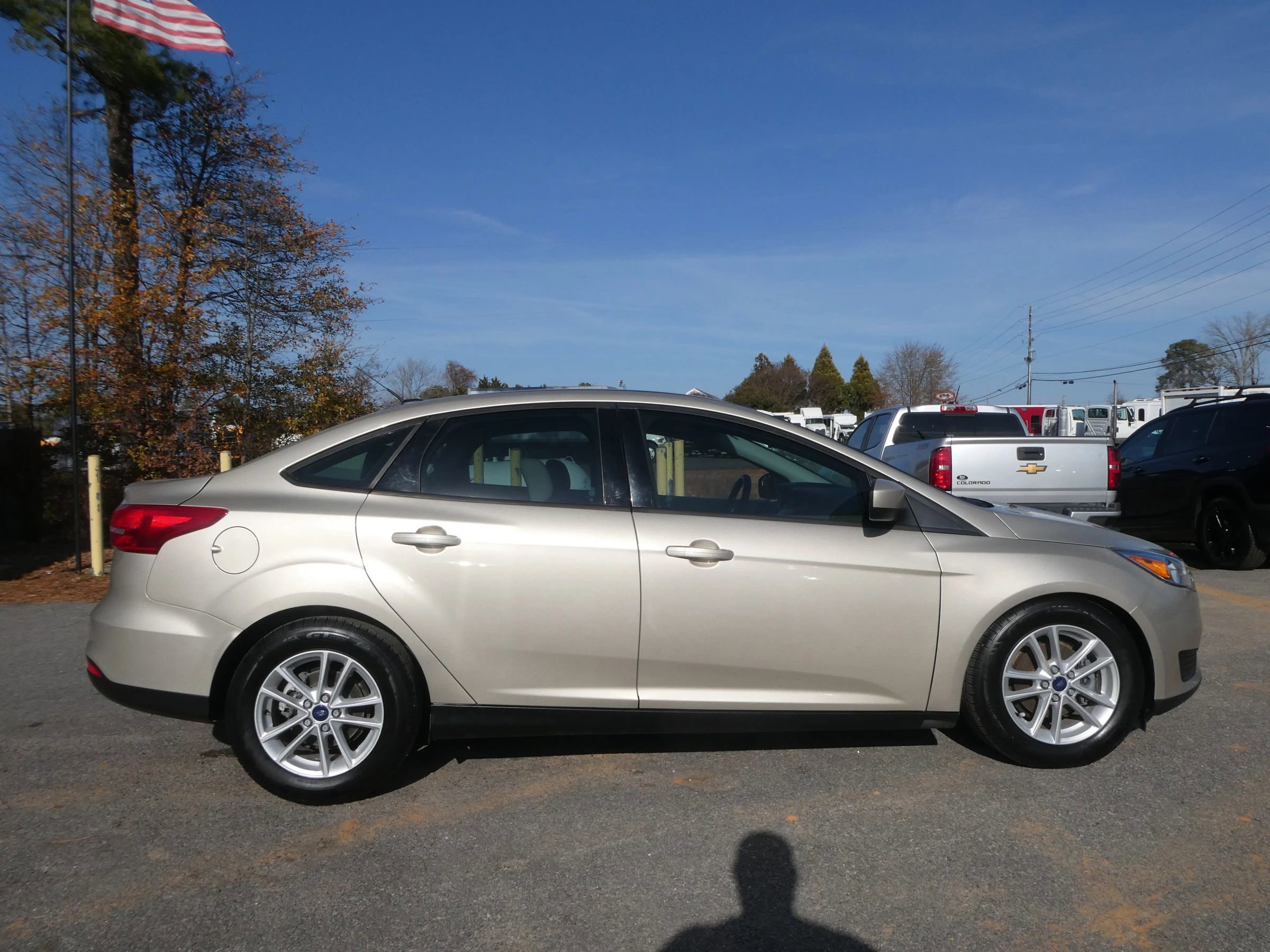 Used 2018 Ford Focus SE image 4