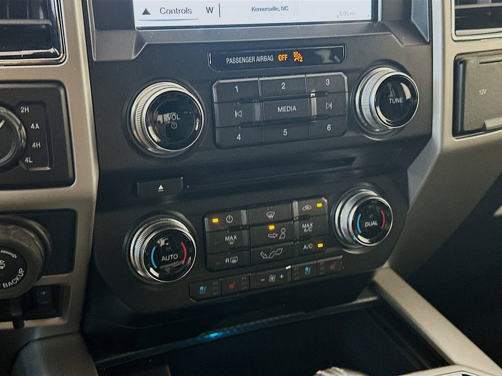 Used 2018 Ford F150 Lariat w/ Equipment Group 502A Luxury image 18