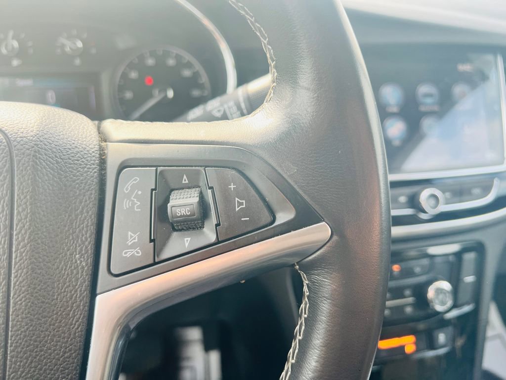 Used 2020 Buick Encore Preferred image 19