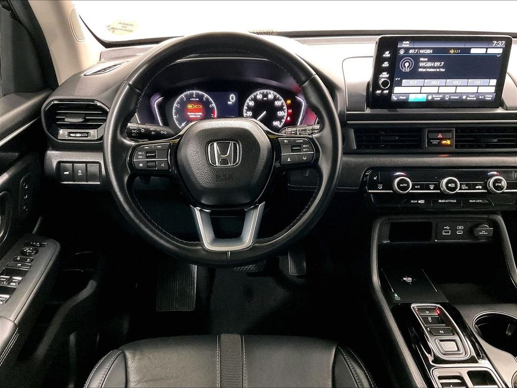 Used 2023 Honda Pilot EX-L image 18