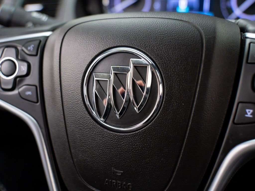 Used 2016 Buick Regal image 25