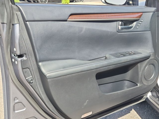 Used 2015 Lexus ES 350 w/ Luxury Package FWD image 11