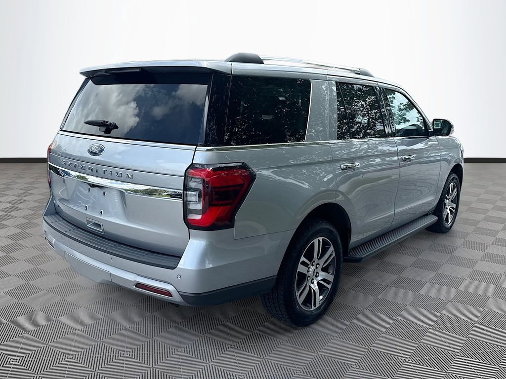 Used 2024 Ford Expedition Limited image 8