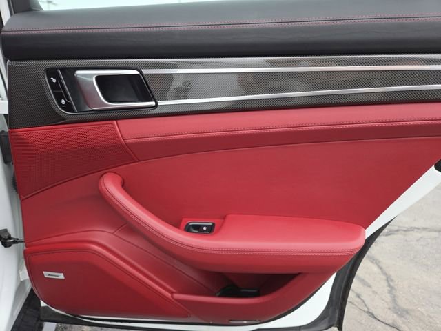 Used 2017 Porsche Panamera Turbo image 29