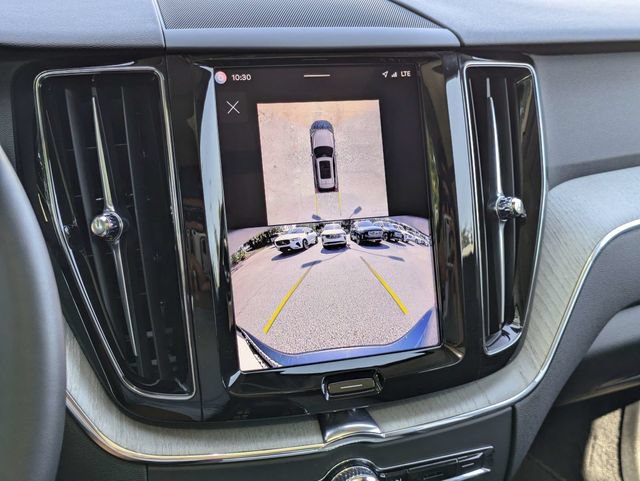 Certified 2025 Volvo XC60 B5 Plus AWD/4WD image 27