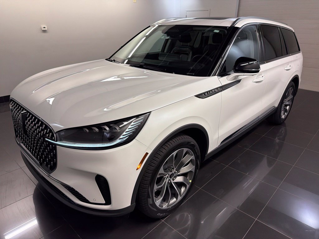 New 2026 Lincoln Aviator Reserve AWD/4WD image 3