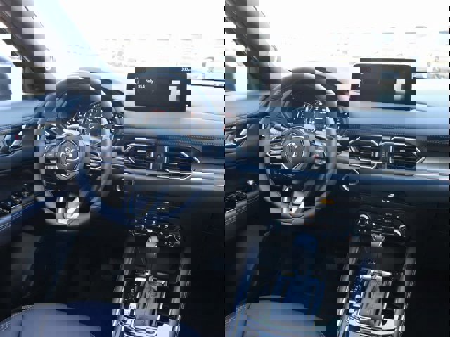 New 2025 MAZDA CX-5 Signature image 14