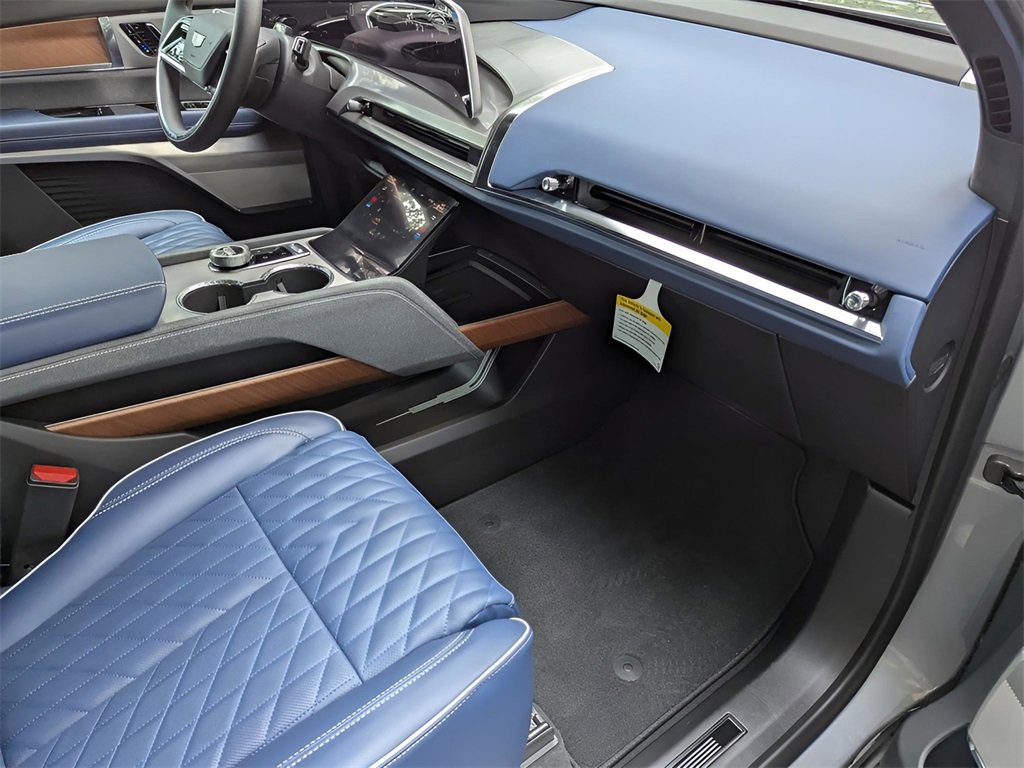 New 2026 Cadillac Vistiq Premium Luxury image 18