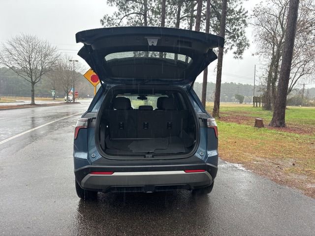 Used 2025 Chevrolet Equinox LT image 17