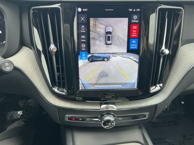 Certified 2025 Volvo XC60 B5 Plus image 35