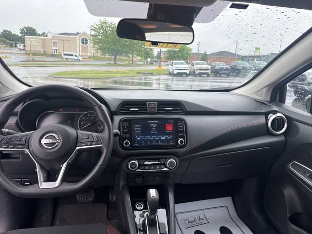Used 2024 Nissan Versa SR FWD image 23