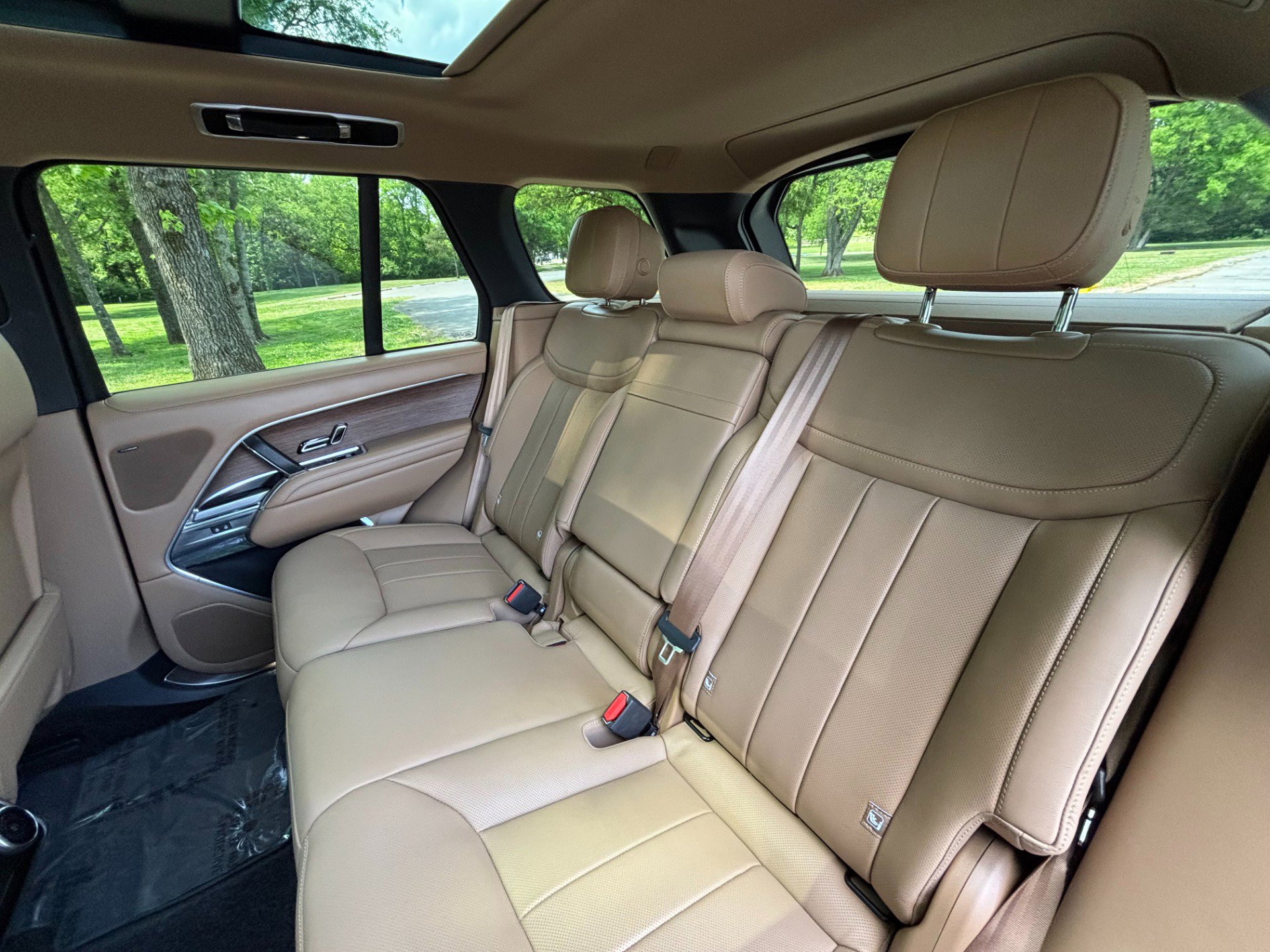Used 2024 Land Rover Range Rover SE AWD/4WD image 41