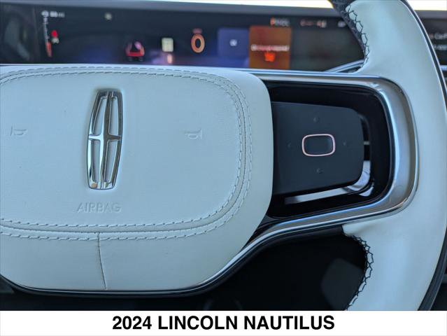 Used 2024 Lincoln Nautilus Black Label w/ Jet Appearance Package (87T) image 15