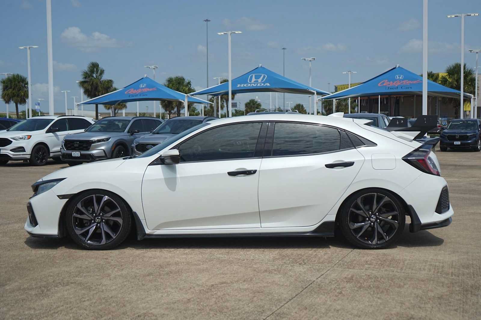 Used 2018 Honda Civic Sport Touring image 3