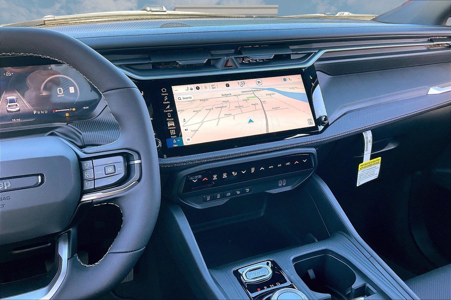 New 2026 Jeep Cherokee Overland image 7