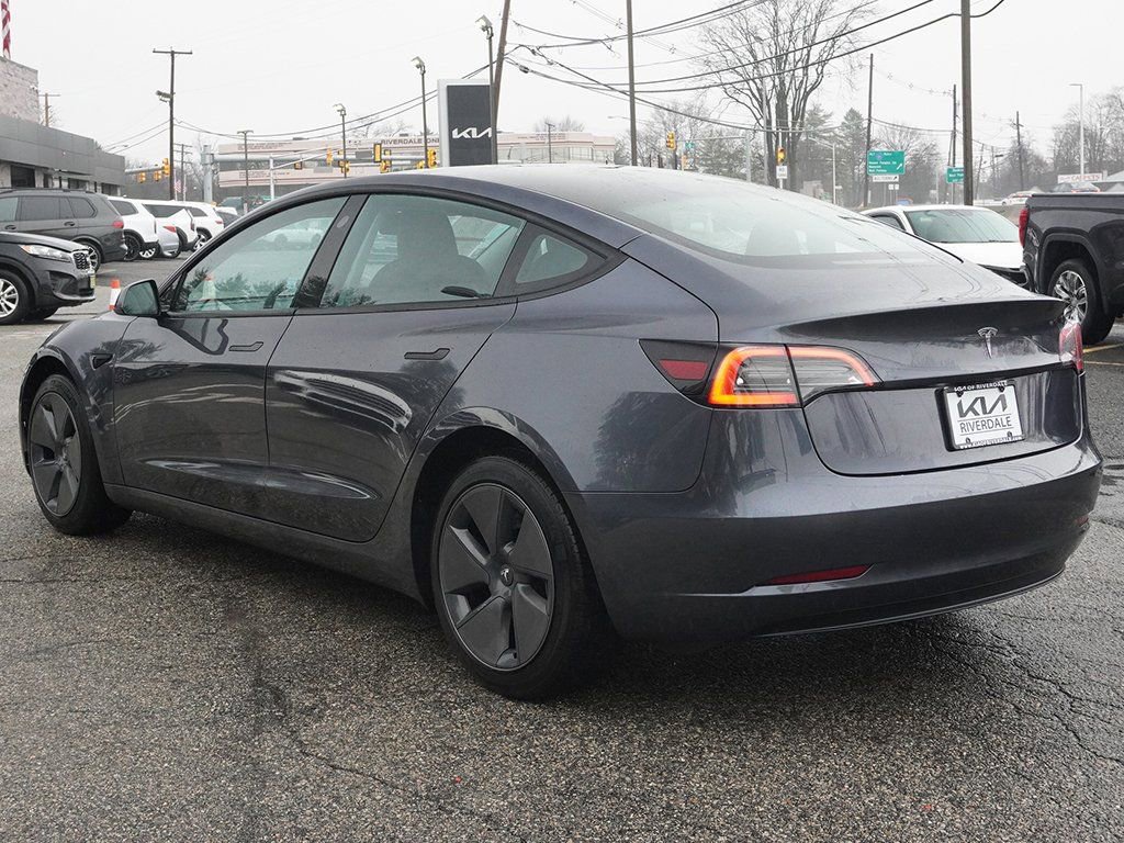 Used 2023 Tesla Model 3 Standard Range image 11
