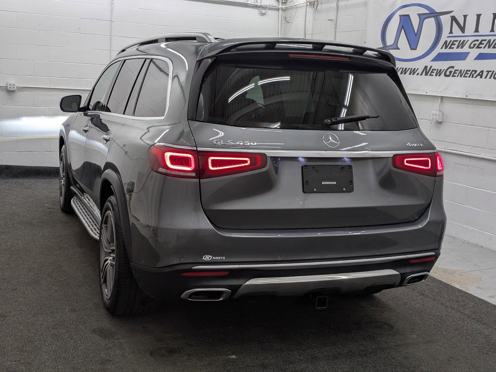 Used 2023 Mercedes-Benz GLS 450 4MATIC image 19