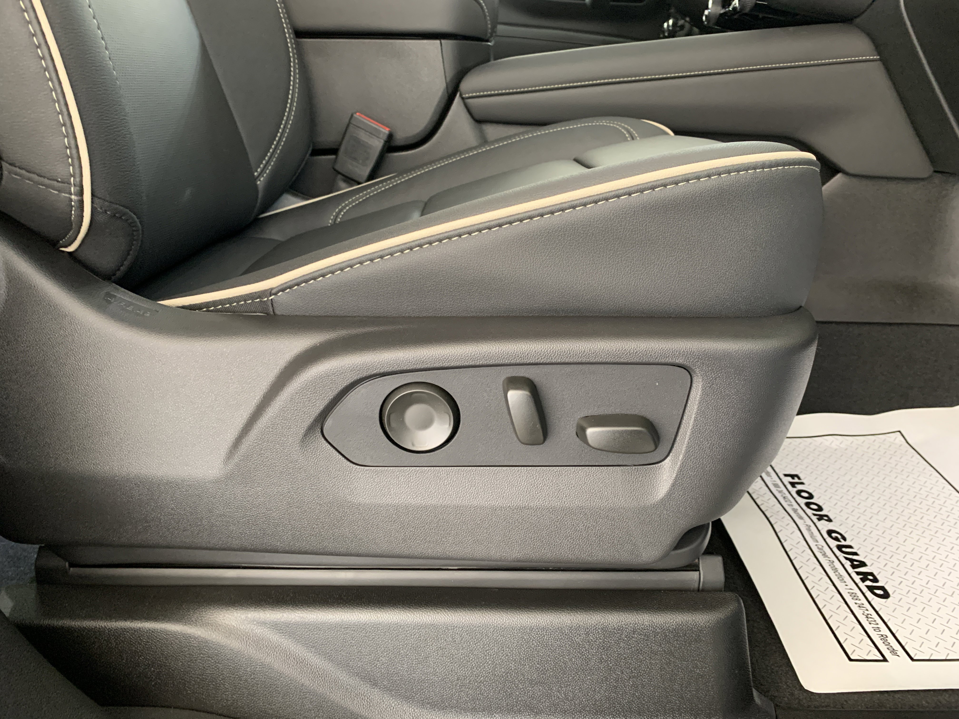 New 2026 Chevrolet Tahoe Premier w/ Sun And Tow Package image 37