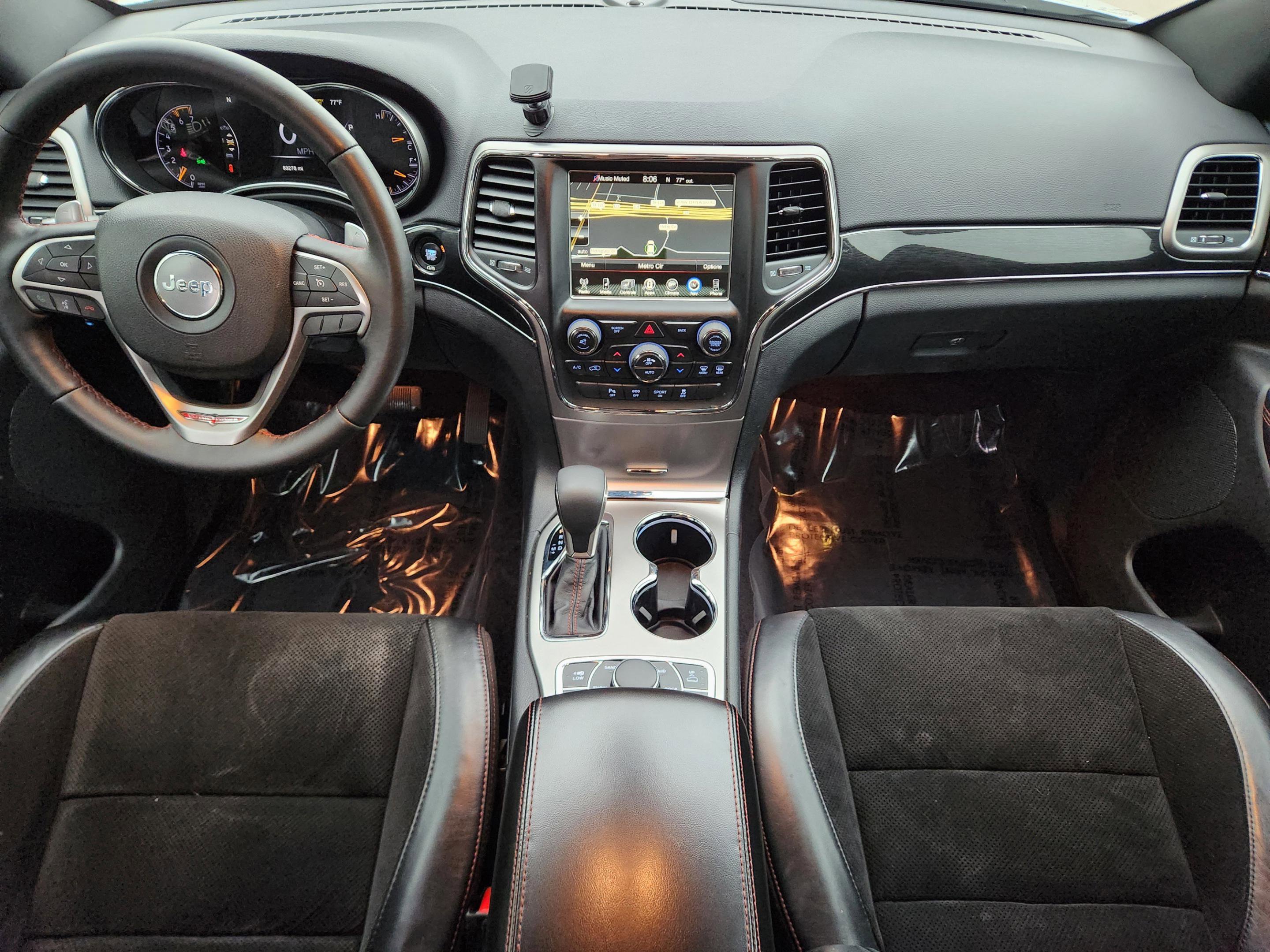 Used 2017 Jeep Grand Cherokee Trailhawk AWD/4WD image 21