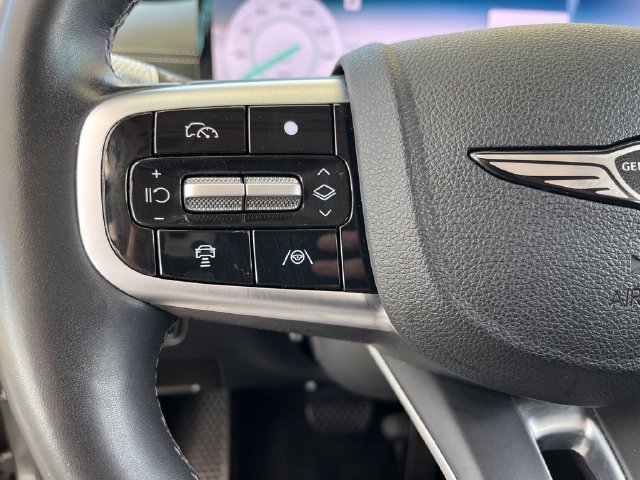 Certified 2025 Genesis GV80 2.5T Standard AWD/4WD image 20