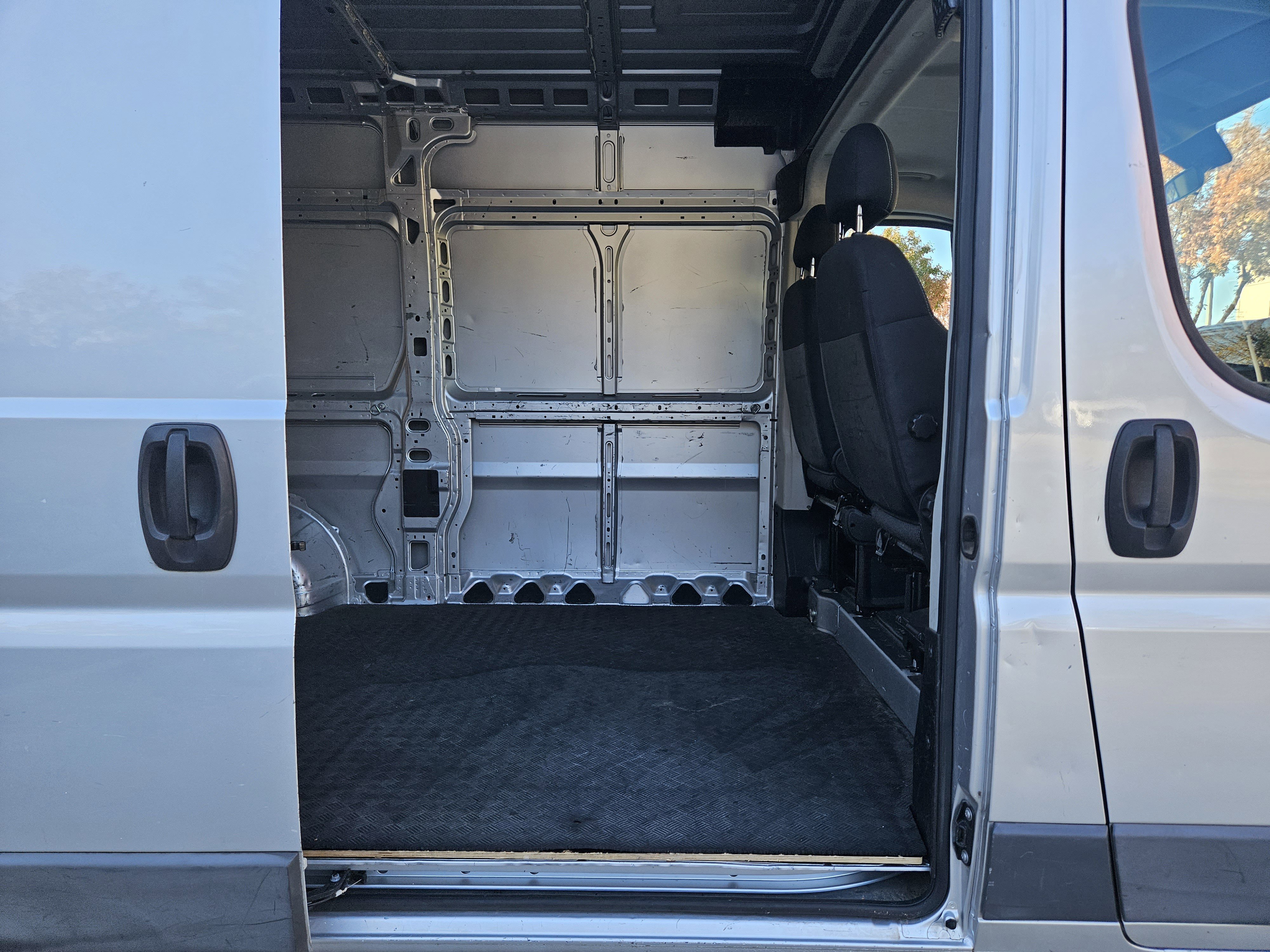 Used 2017 RAM ProMaster 2500 image 28