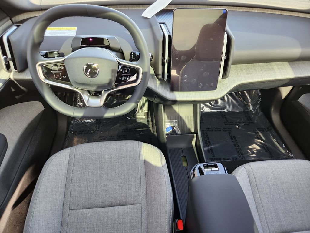 New 2026 Volvo EX30 Ultra w/ Climate Package image 16