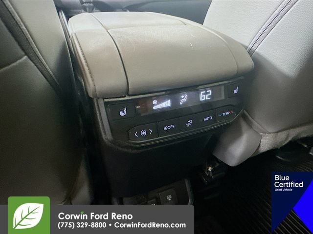 Used 2023 Toyota Highlander Platinum AWD/4WD image 29