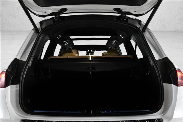 New 2026 Mercedes-Benz GLS 580 4MATIC image 6