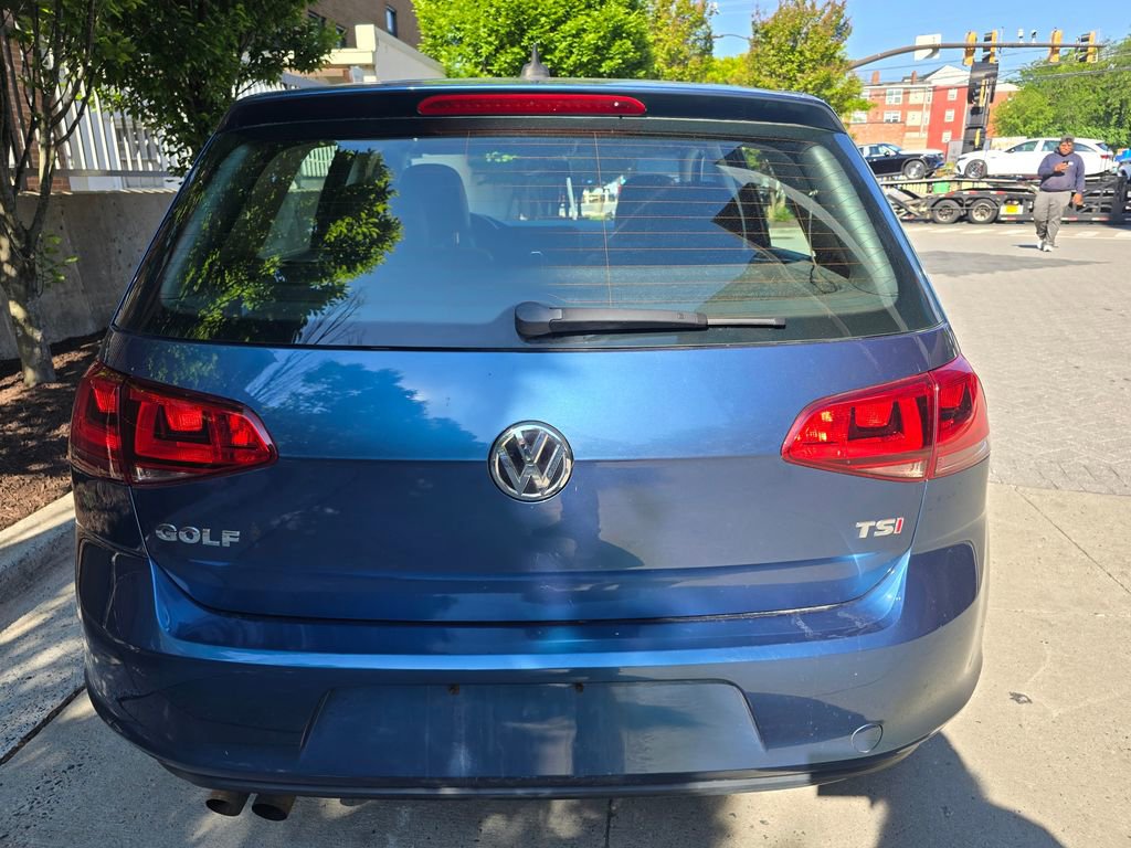 Used 2015 Volkswagen Golf S FWD image 6