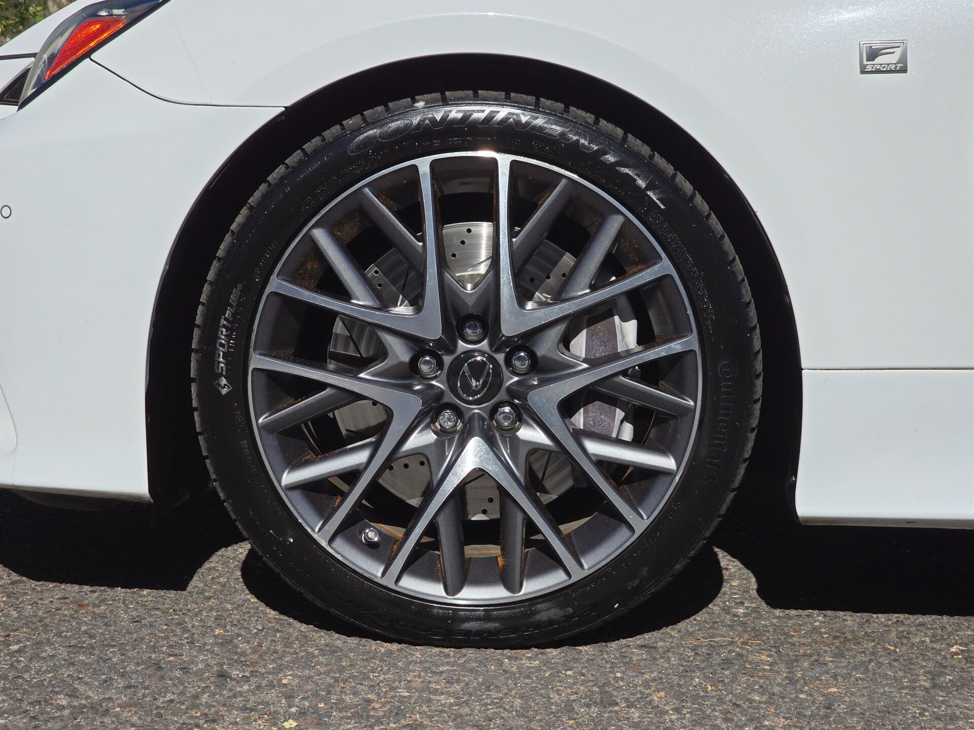 Used 2016 Lexus RC 200t RWD image 35