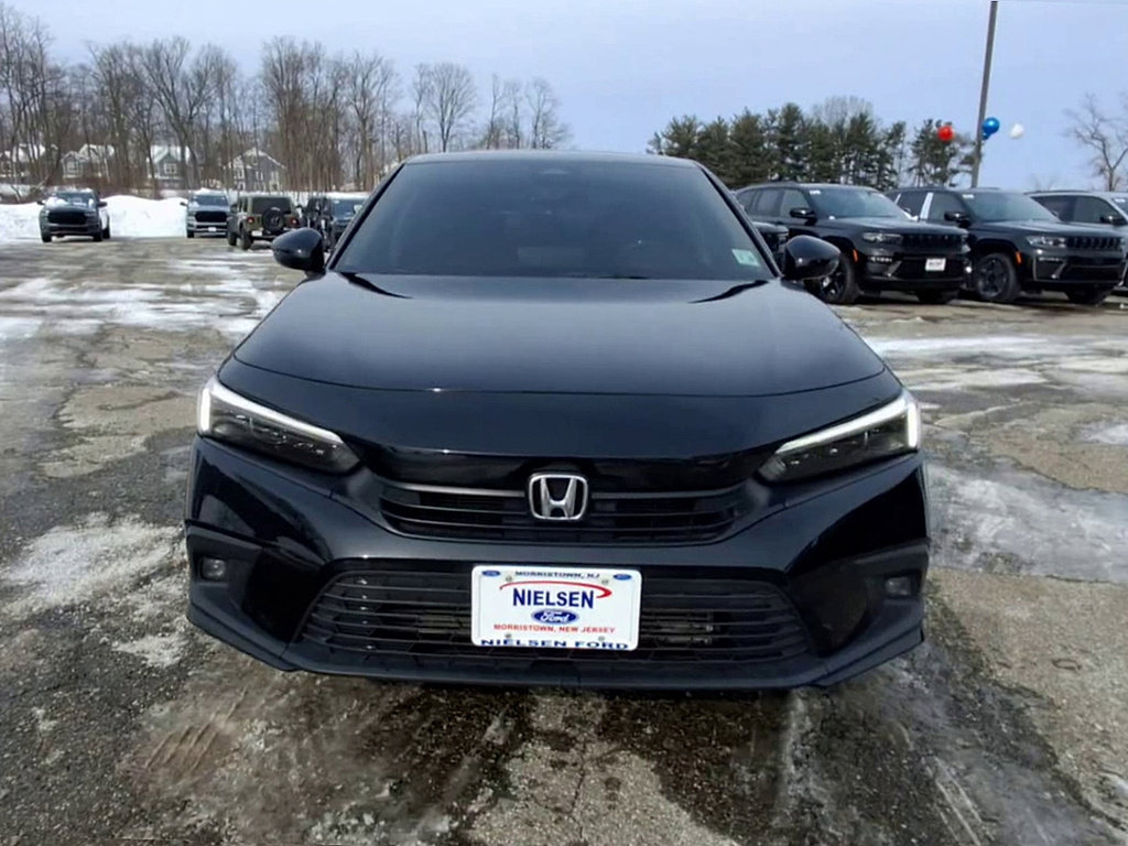 Used 2023 Honda Civic Touring image 3