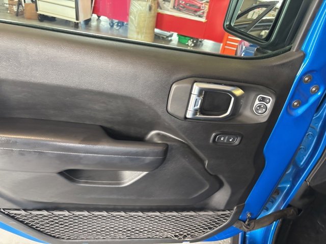 Used 2021 Jeep Wrangler Unlimited Rubicon image 17