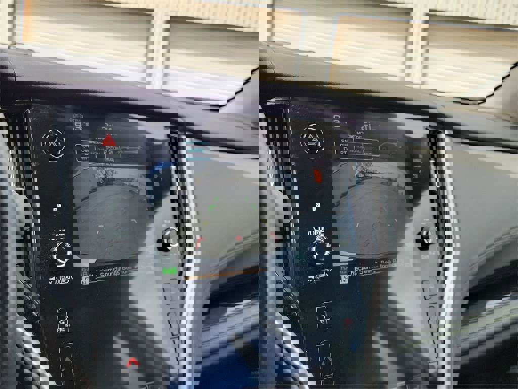 Used 2023 Subaru Outback Onyx Edition image 18