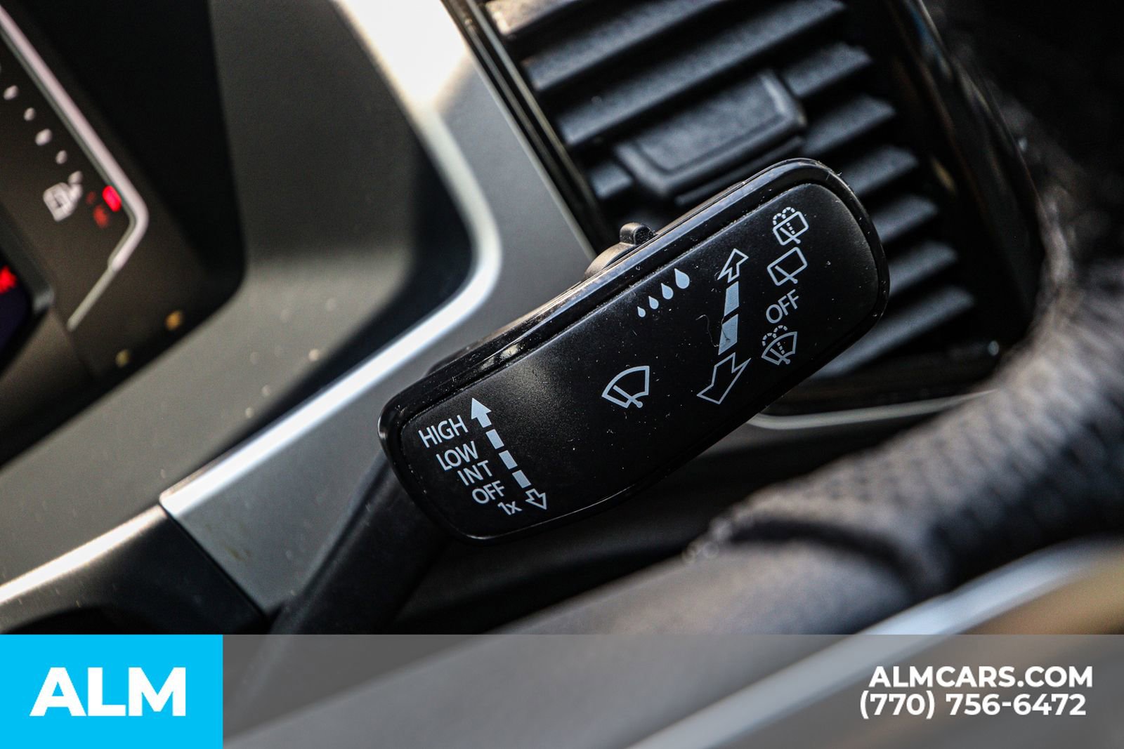 Used 2023 Volkswagen Atlas SEL Premium image 39