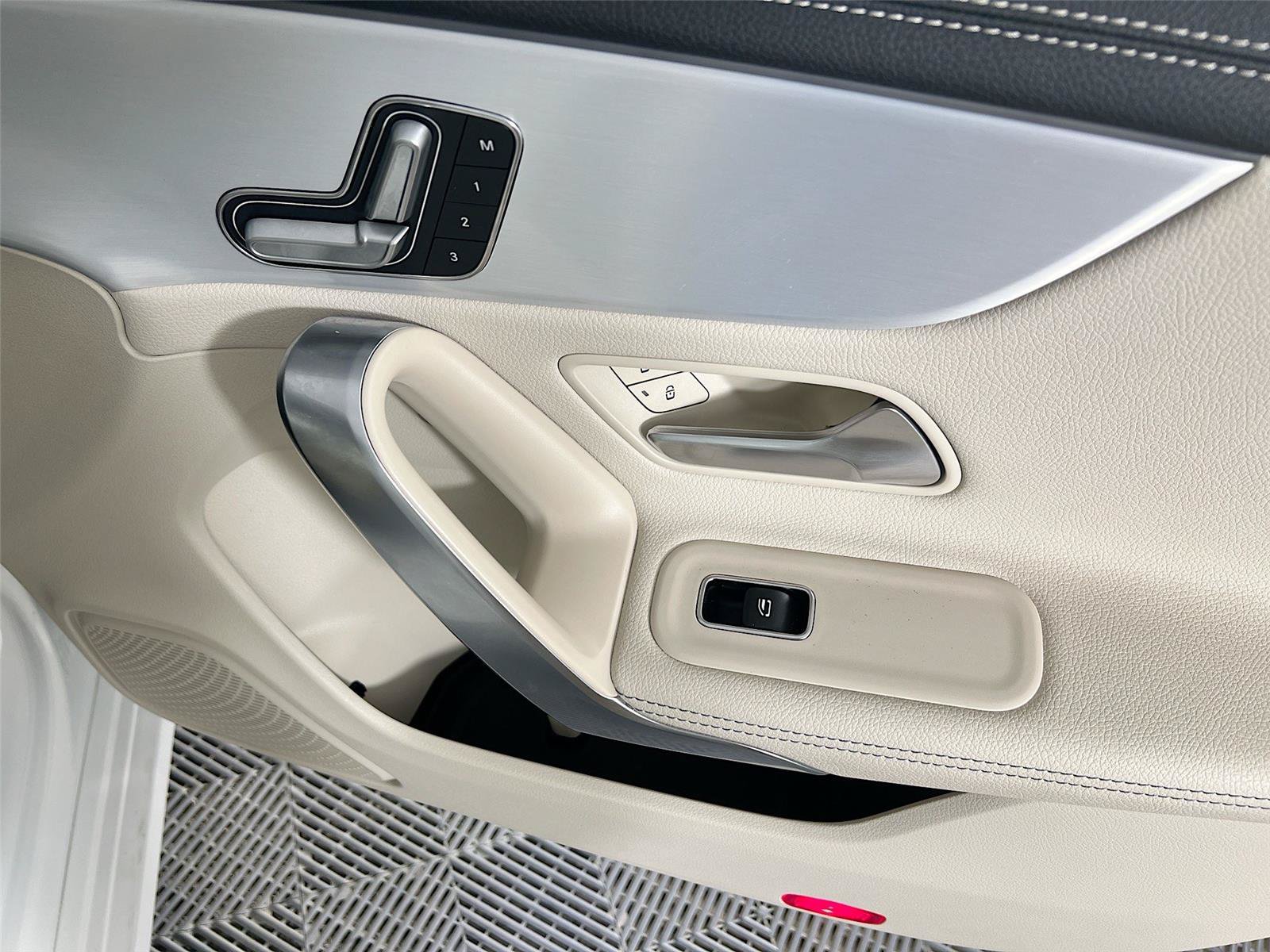 Certified 2023 Mercedes-Benz CLA 250 4MATIC image 29