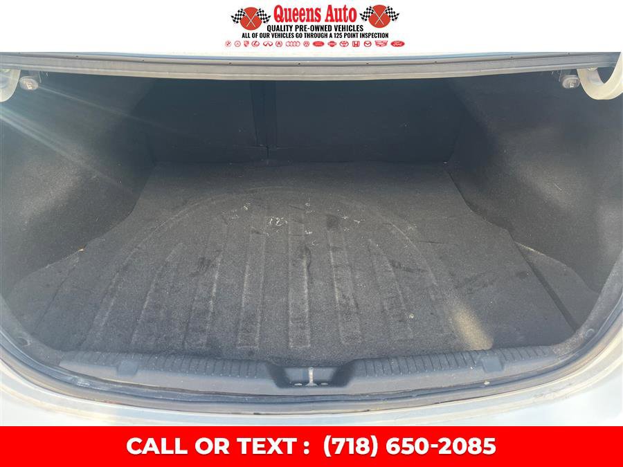 Used 2014 Hyundai Elantra SE FWD image 13