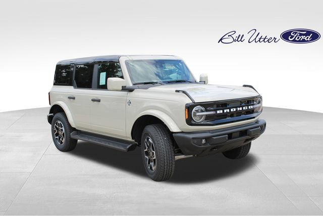 New 2026 Ford Bronco Outer Banks AWD/4WD image 2