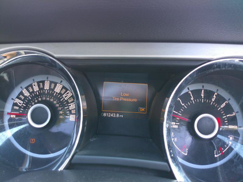 Used 2013 Ford Mustang Premium RWD image 19